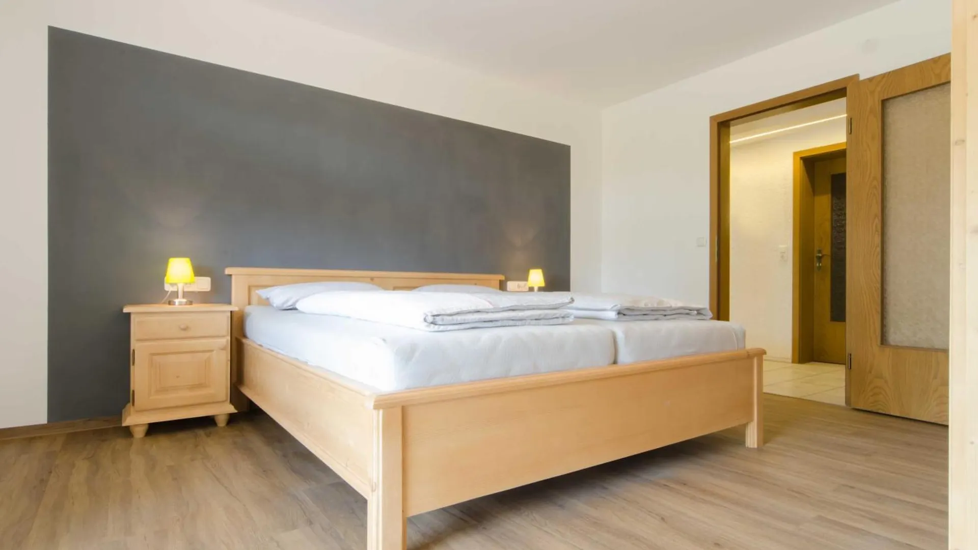 Farm stay Ferienwohnung Kobelsberg Aufsess Germany